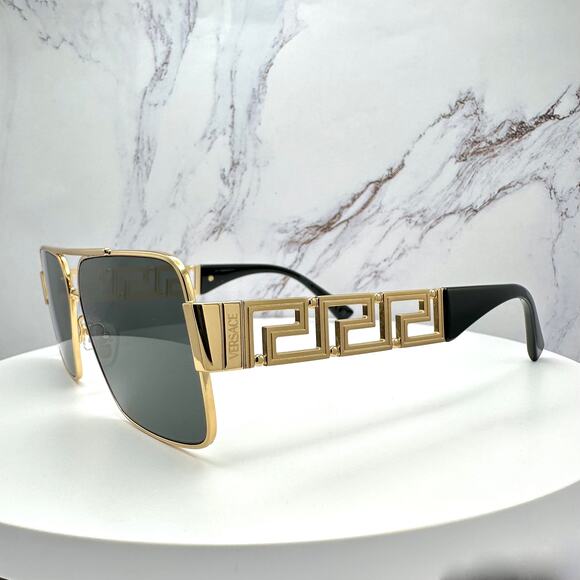 New VERSACE Sunglasses Gold Metal Greca Logo Rectangle Black Gray - Picture 7 of 16